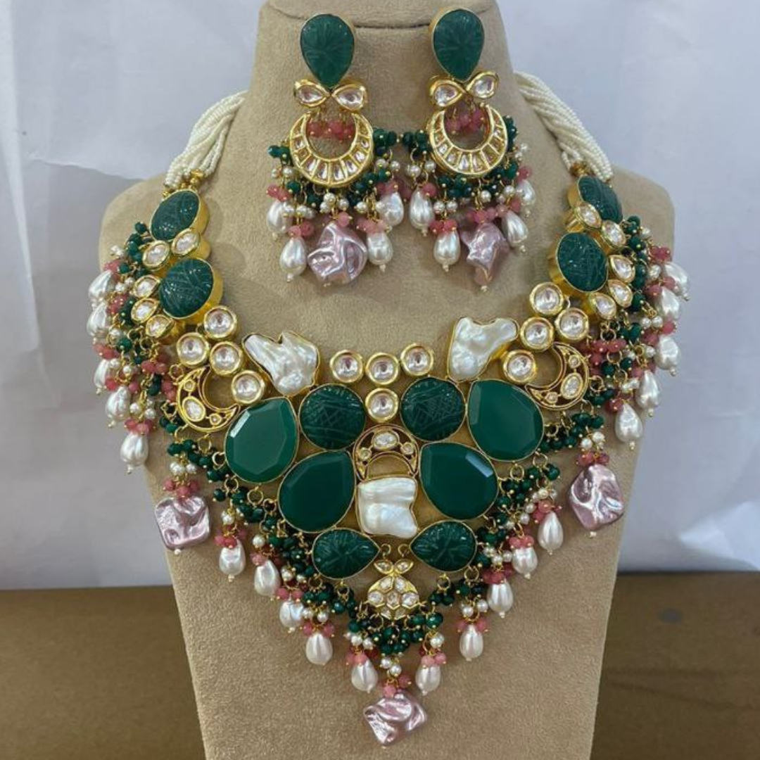 ZELENA EMERALD NECKLACE