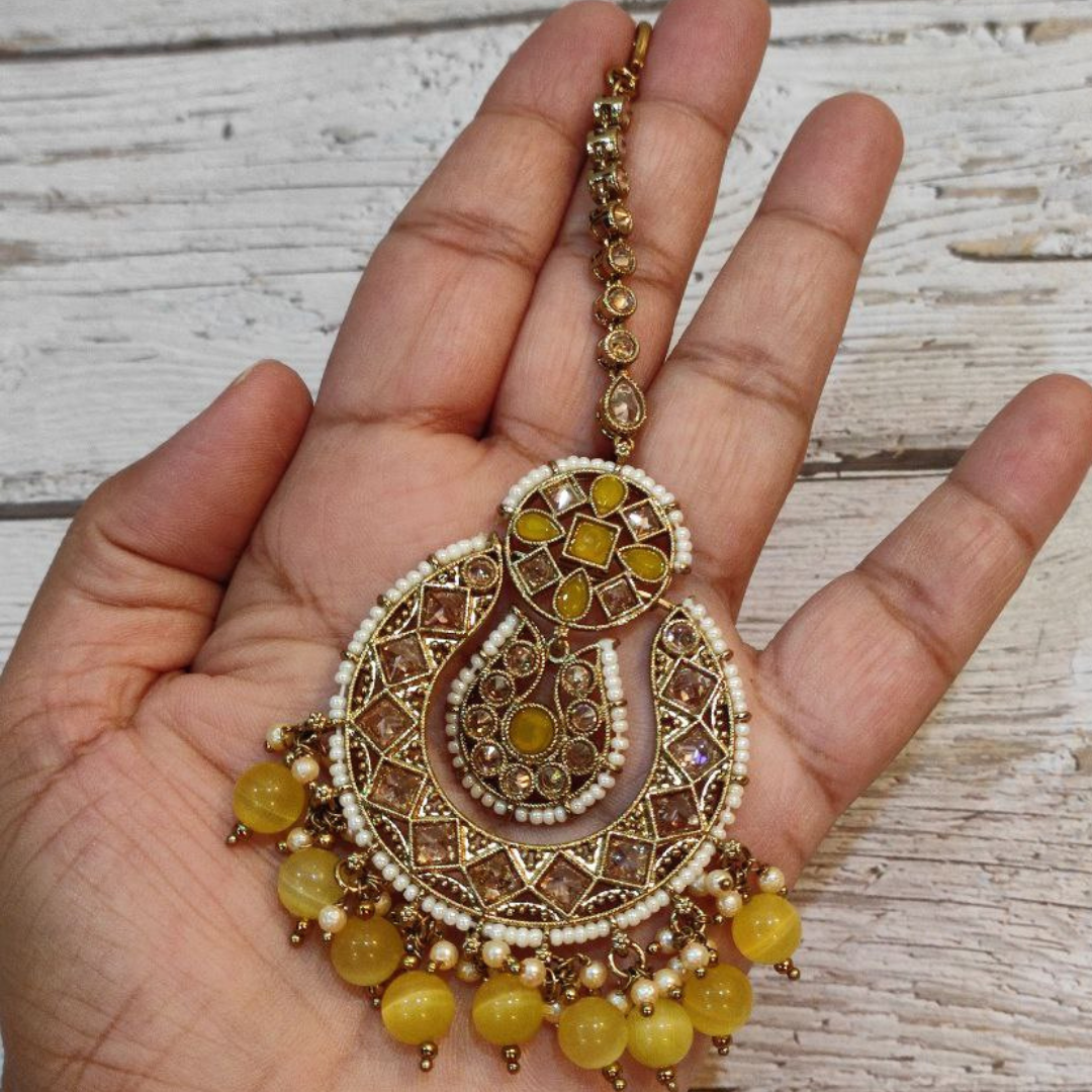 ALISHA YELLOW TIKKA EARRING SET