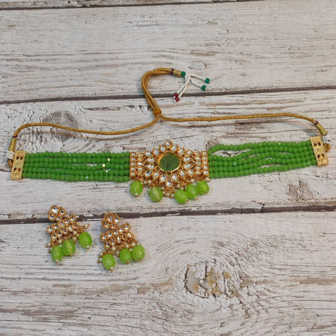ARSHE PARROT NECKLACE