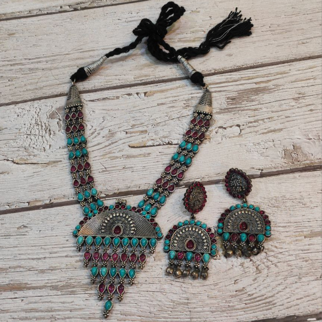 Turquoise silver necklace