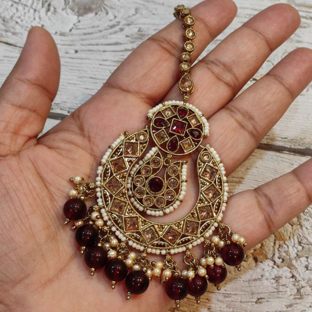 ALISHA RED TIKKA EARRING SET