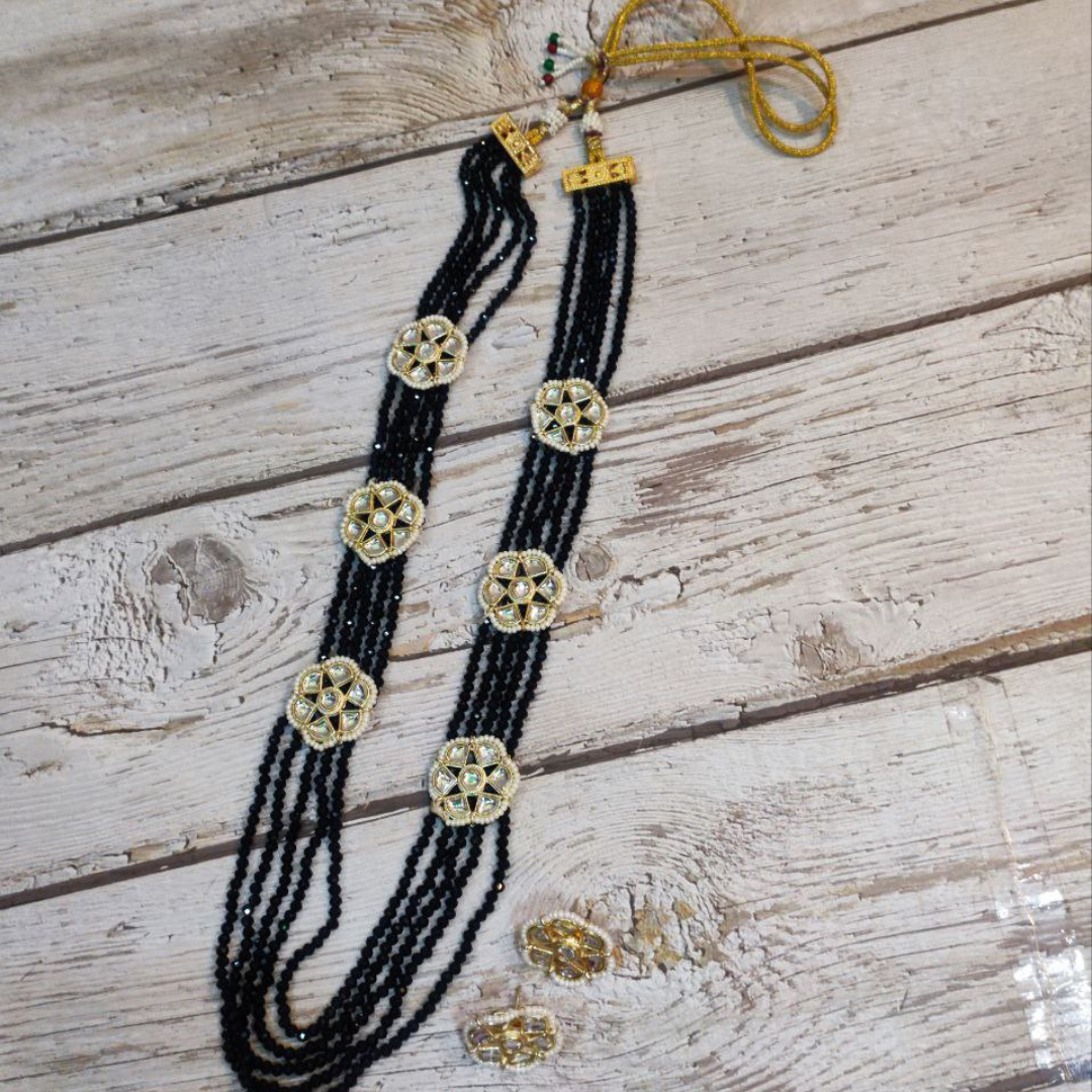 BADE-MIYAN BLACK NECKLACE