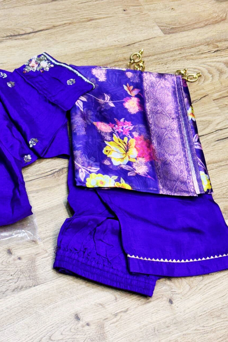 Violet Dola-locket suit