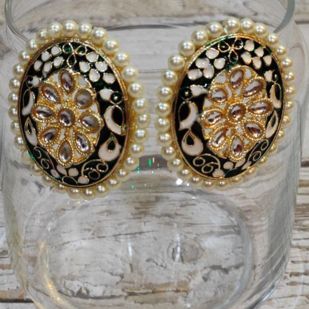 CHOTA BHIM GREY STUD-EARRING