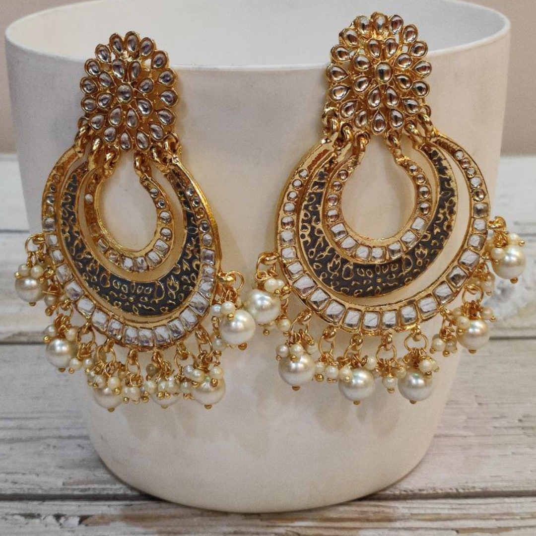 CHNOO GREY EARRING