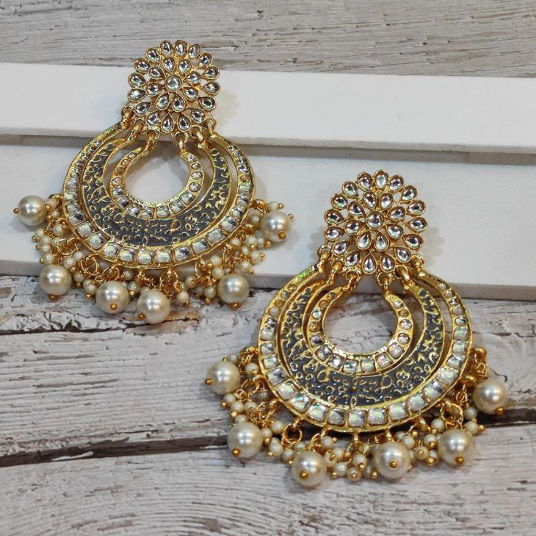 CHNOO GREY EARRING