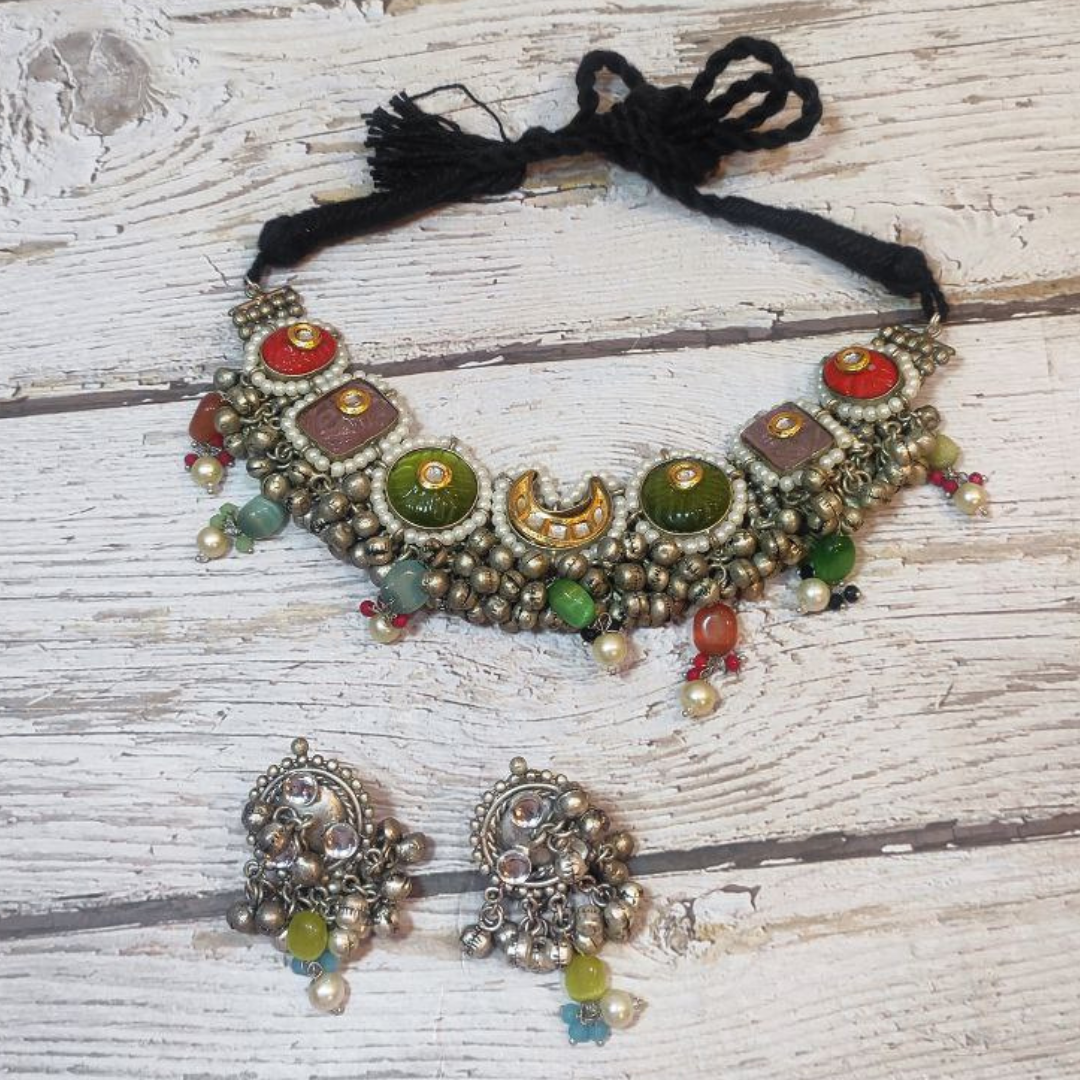 HURA MINT GREEN NECKLACE