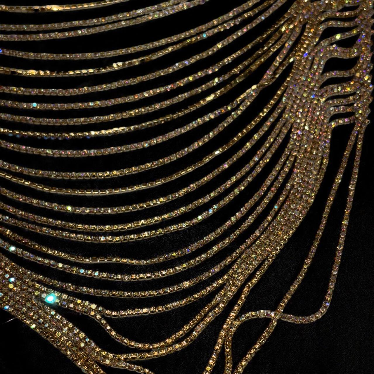 REHA GOLDEN NECKLACE