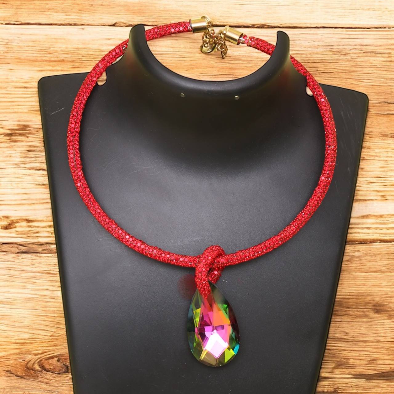 BINNA RED NECKLACE