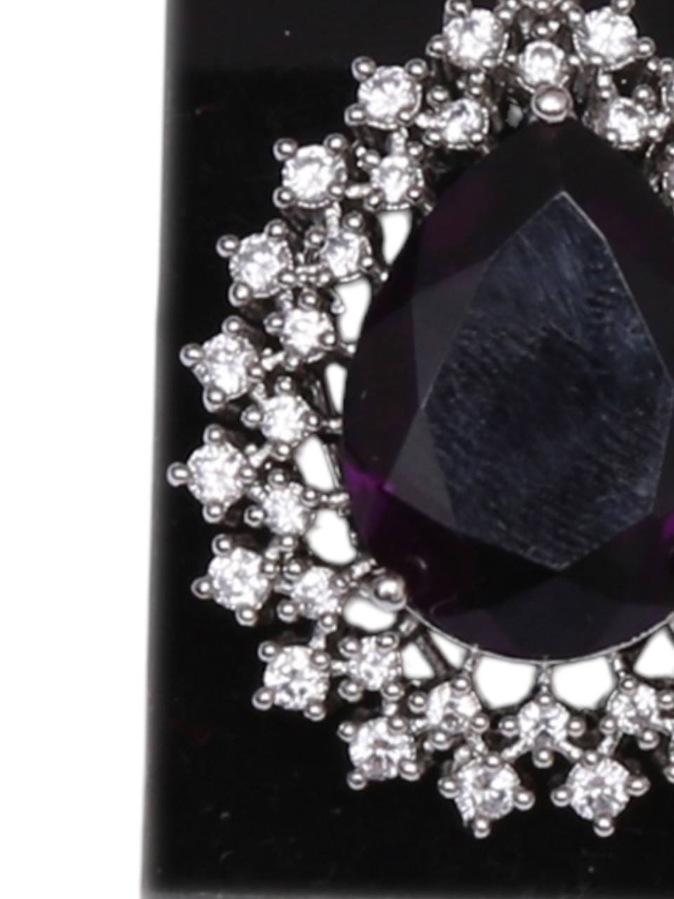 Violets Terra stud earrings