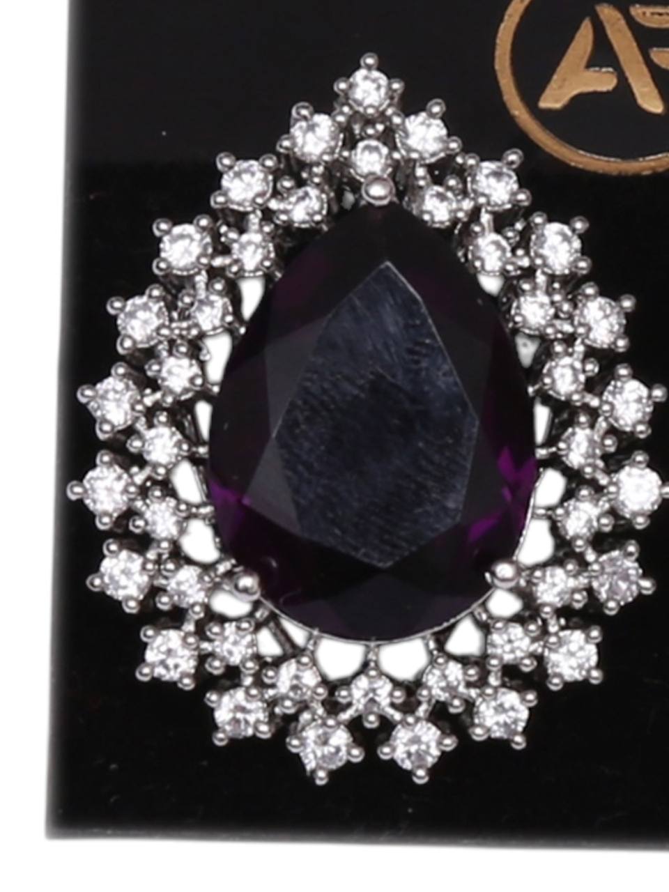 Violets Terra stud earrings
