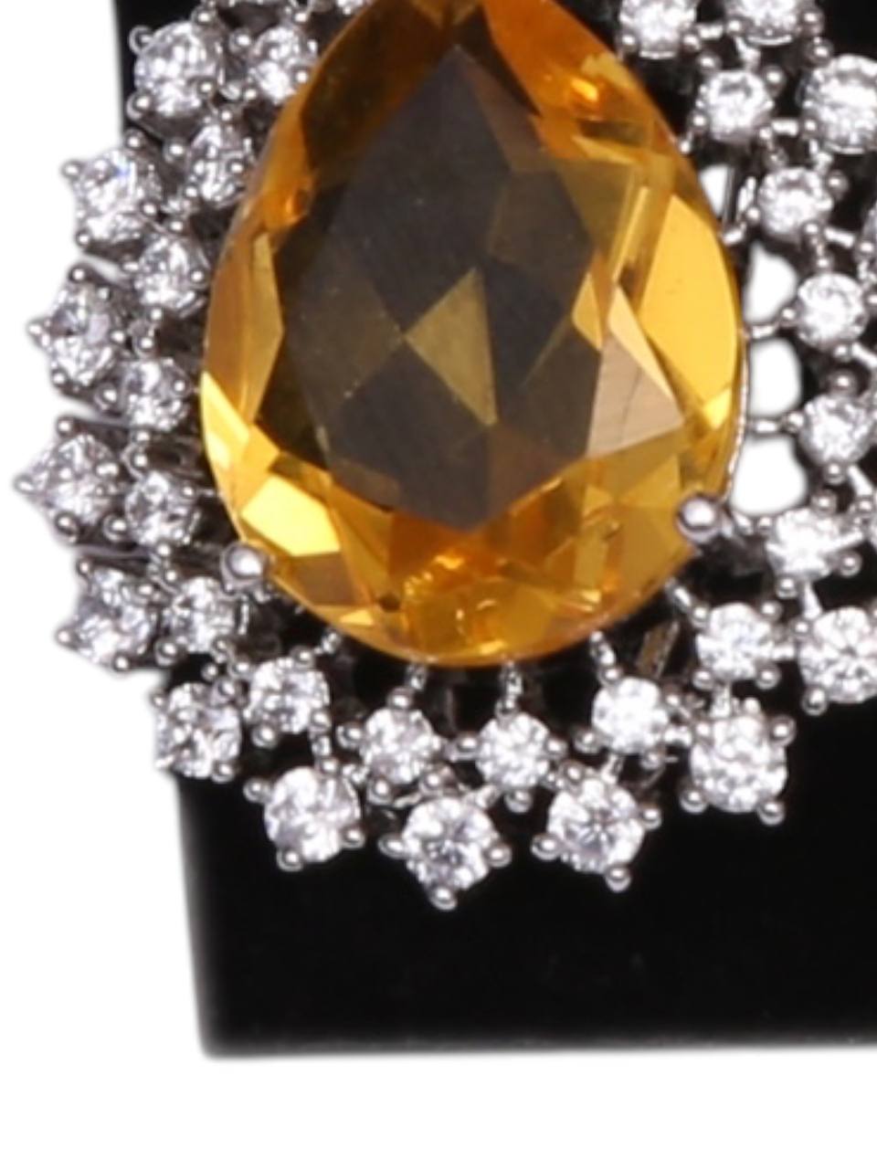 Golden yellow Terra stud earrings