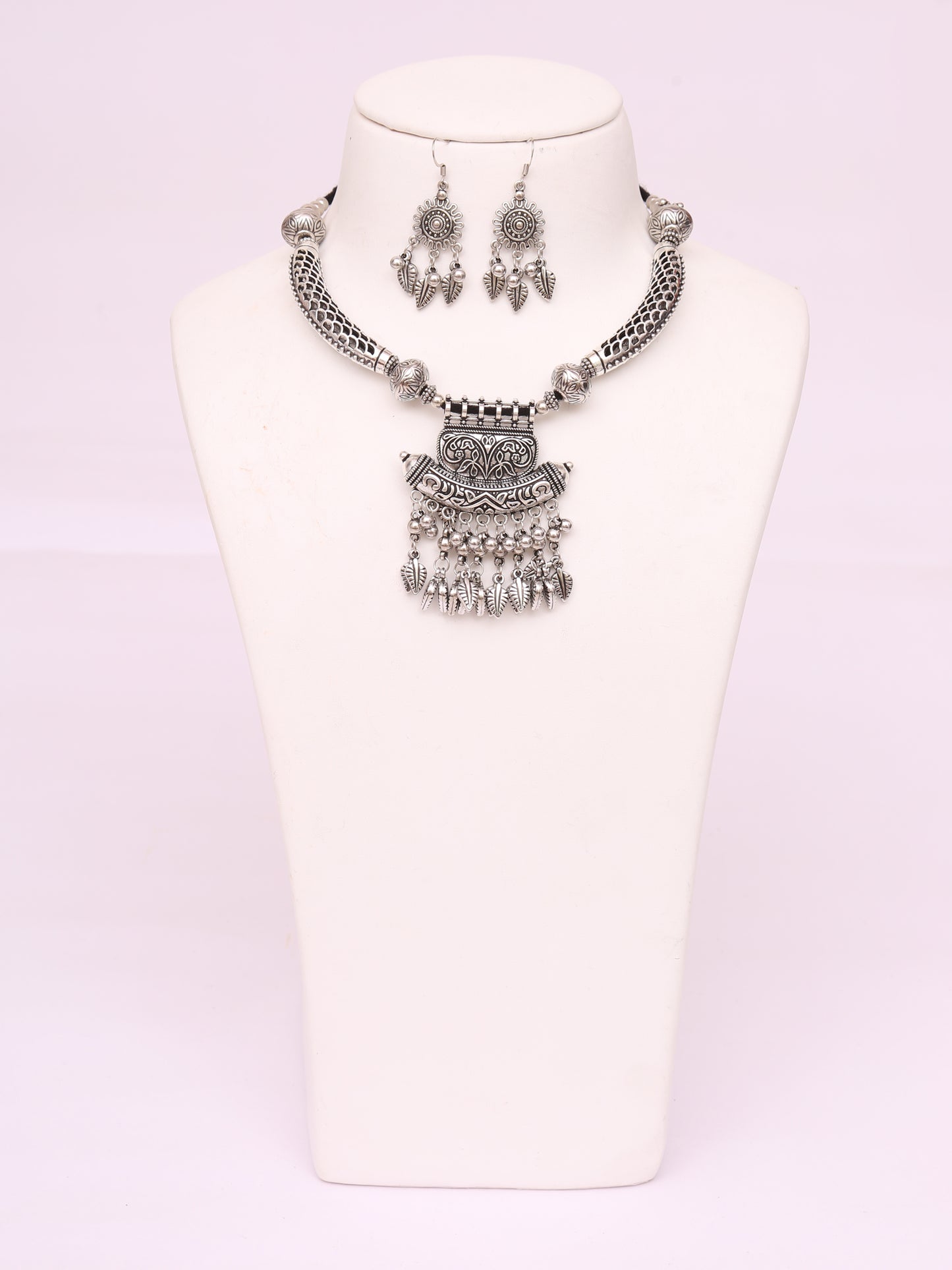 Locket hansali necklace