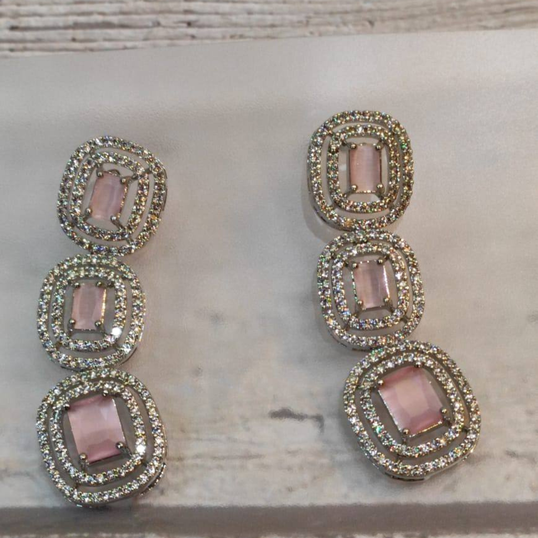 JENIFER PINK NECKLACE