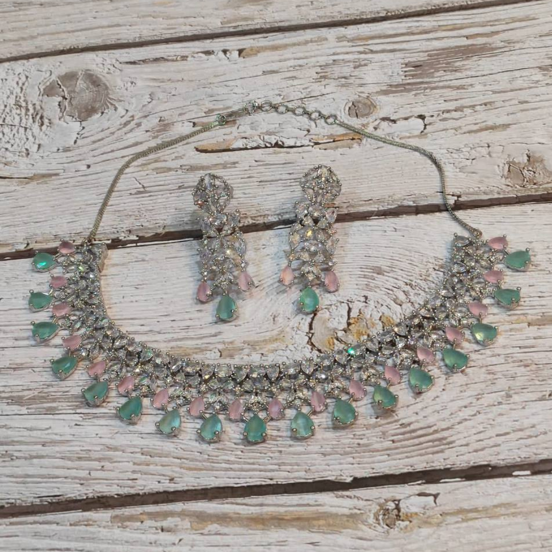 NATALI PINK GREEN NECKLACE