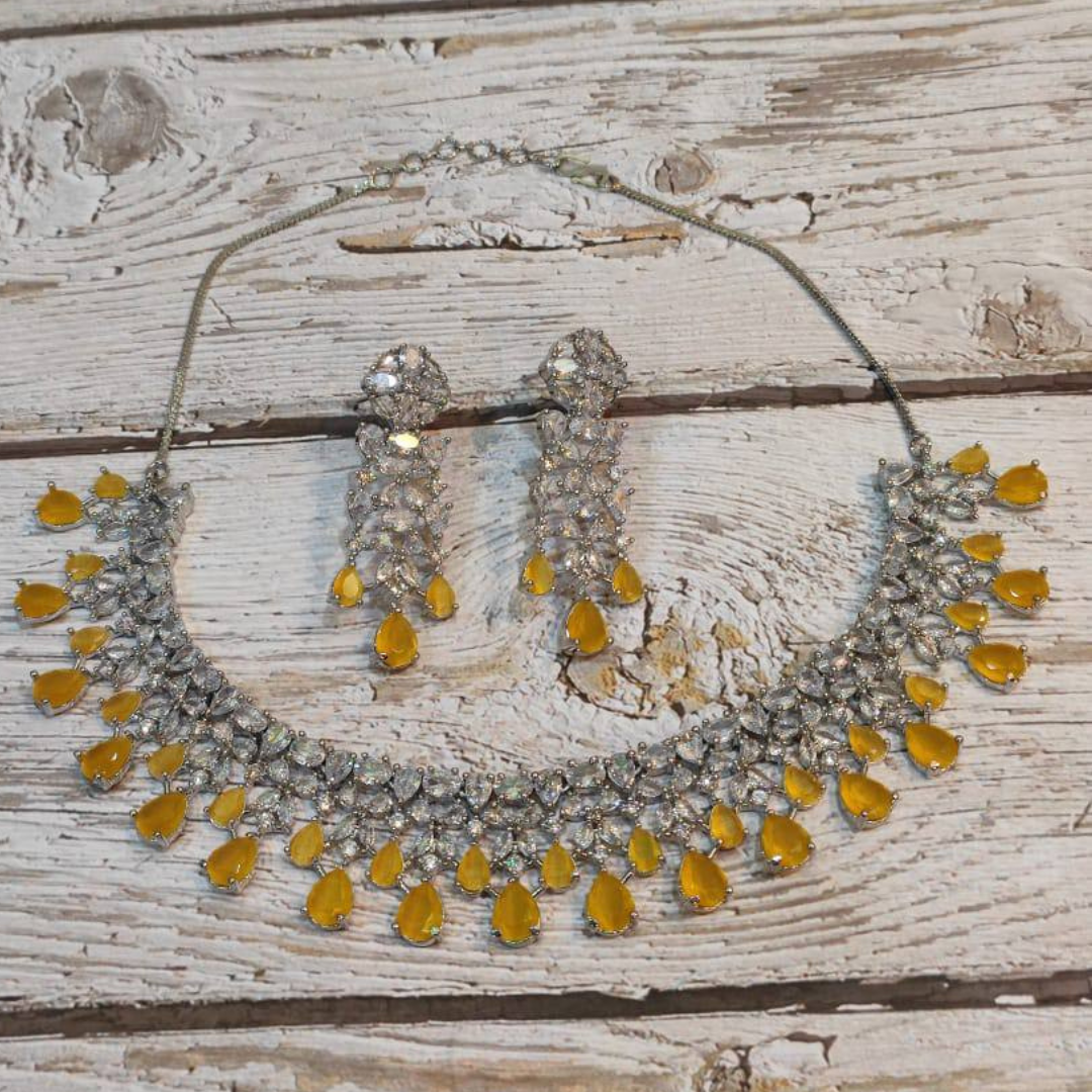 NATALIS YELLOW NECKLACE