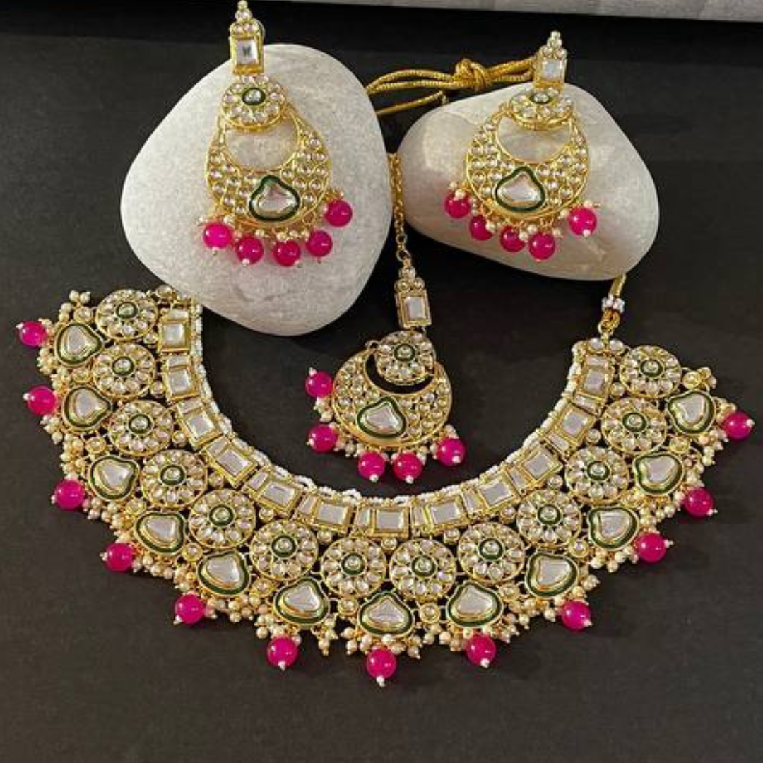 RAKSHANI RANI-PINK NECKLACE