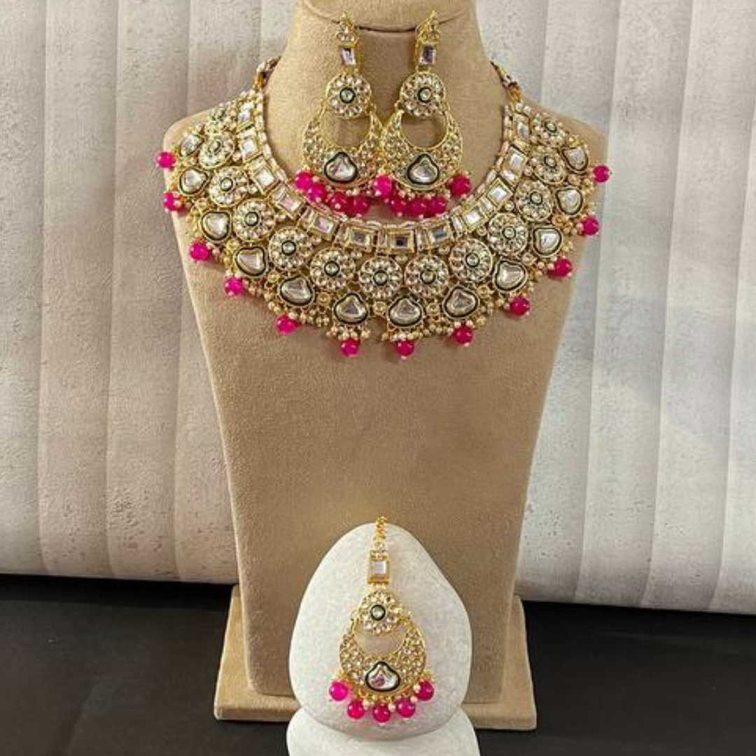 RAKSHANI RANI-PINK NECKLACE