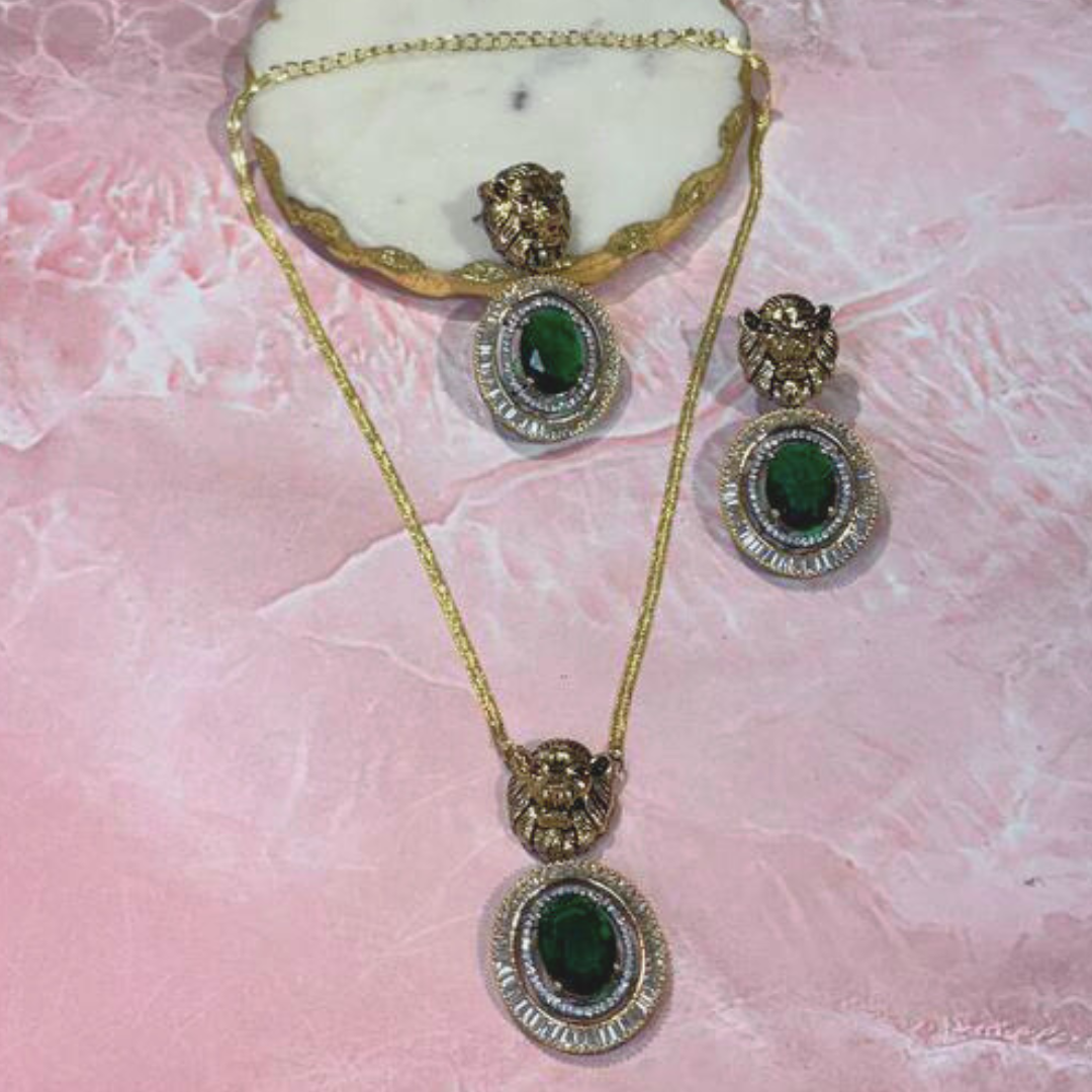 HERMIONE EMERALD NECKLACE