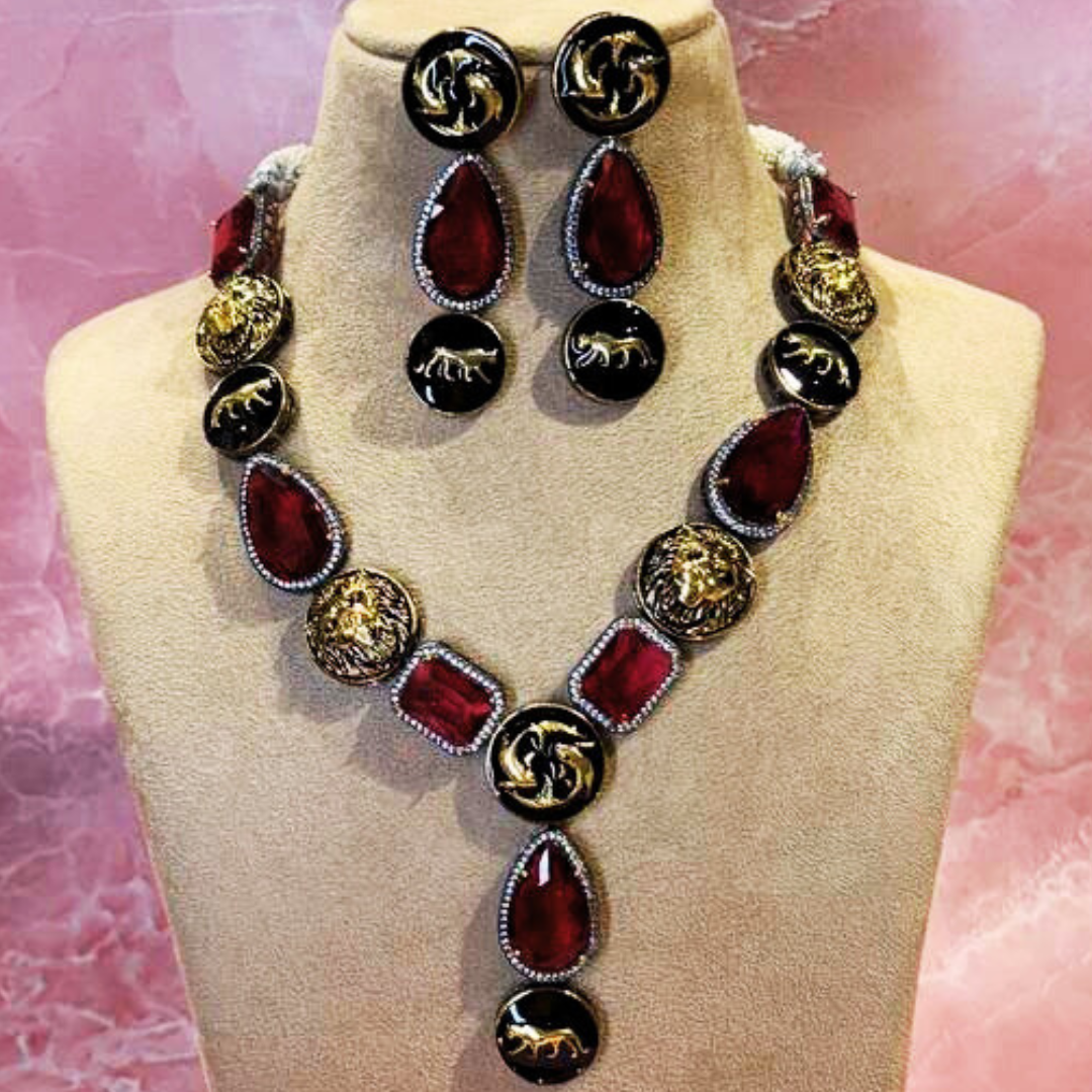 RATANA RED NECKLACE