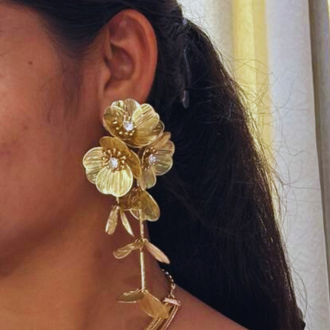 ZOHIRA FLOWER STONE EARRINGS