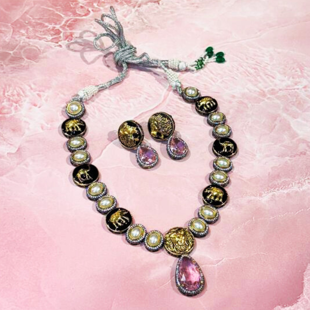 ELEPHIE PINK NECKLACE