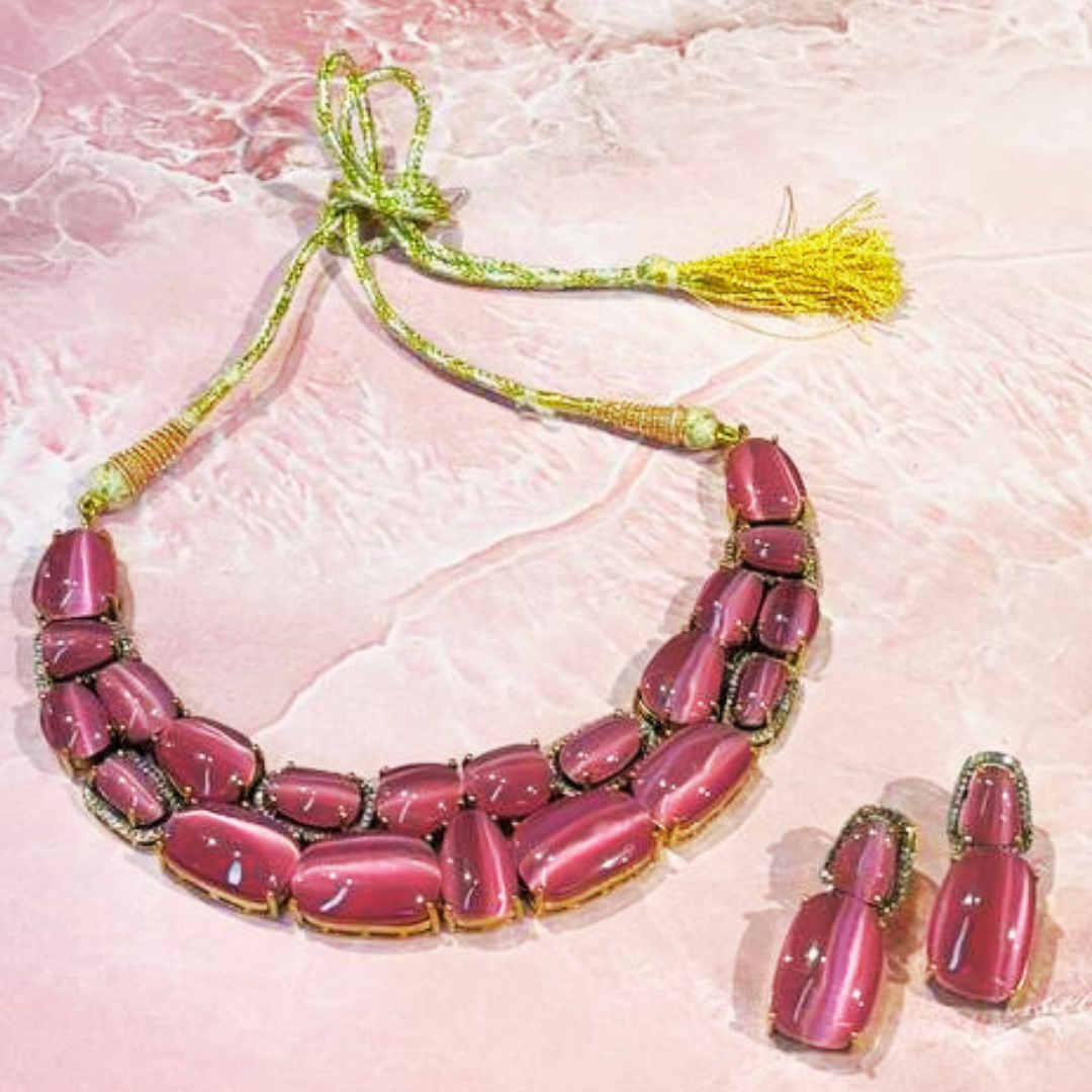 CROWN PINK NECKLACE