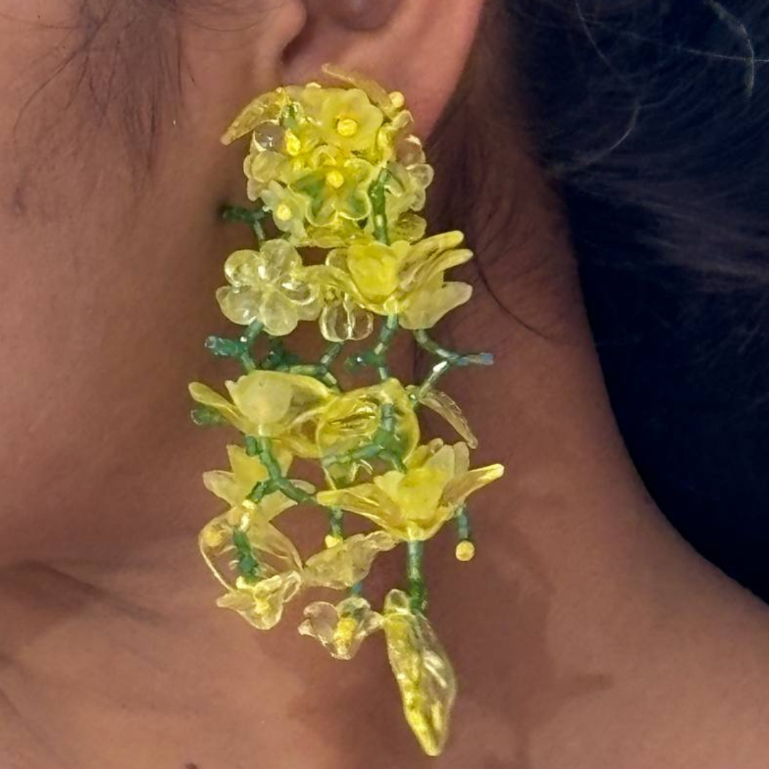ZARISA PARROT EARRINGS