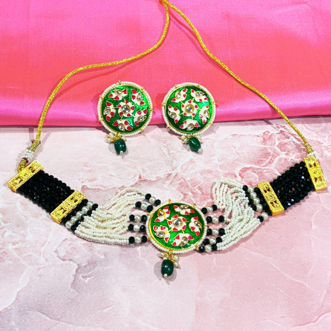VISHAKA GREEN NECKLACE