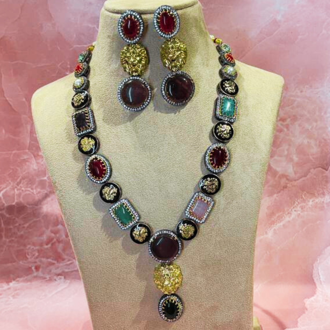 NOORI MULTY NECKLACE