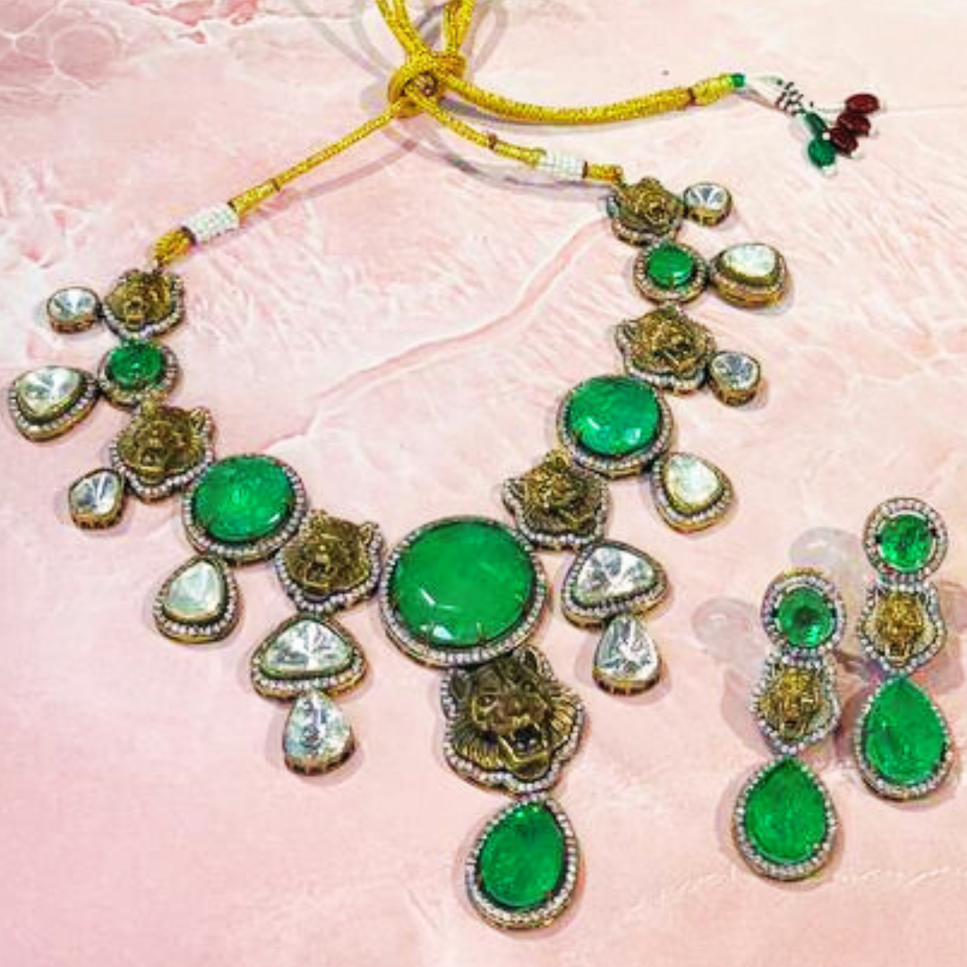HEERA EMERALD NECKLACE