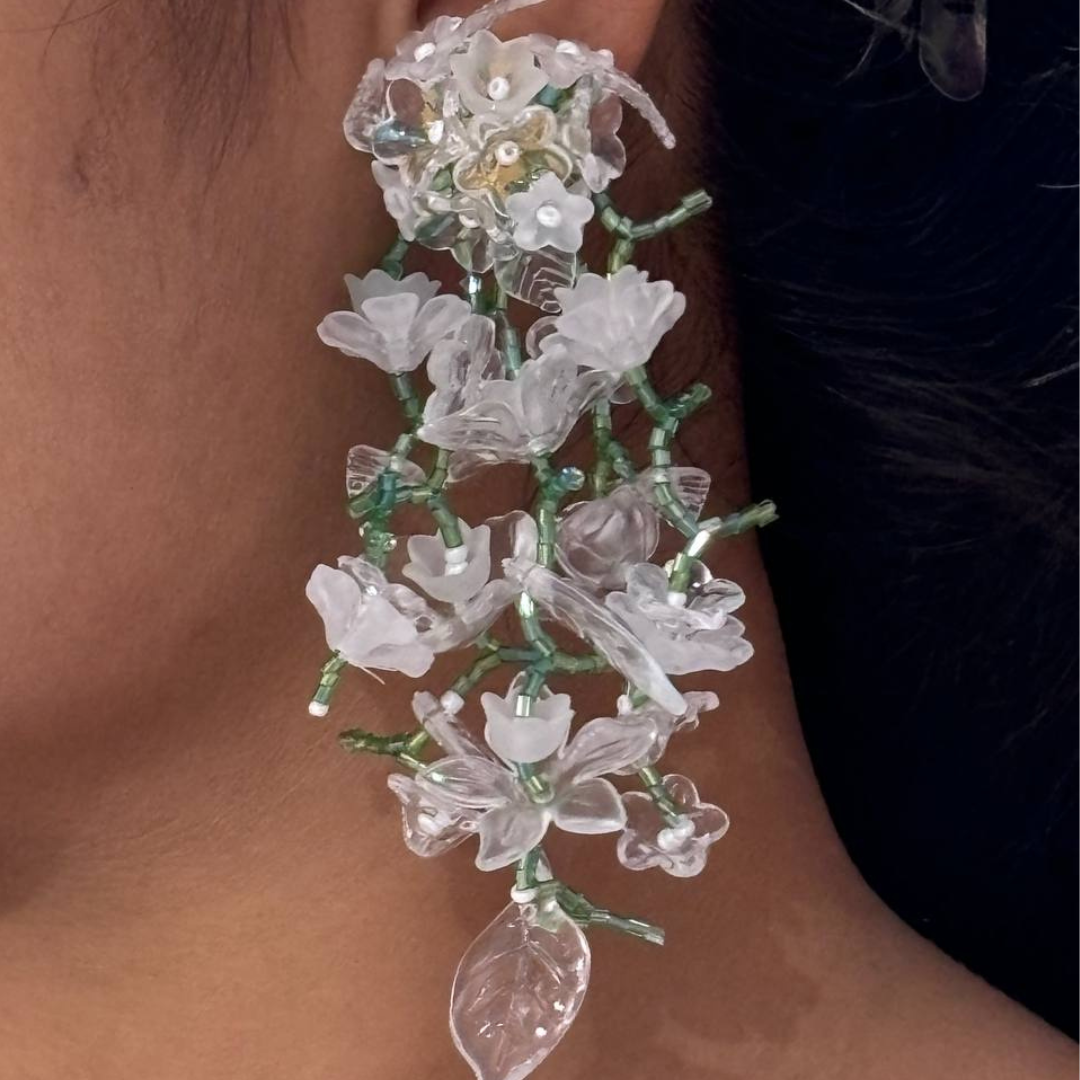 ZARISA WHITE EARRINGS