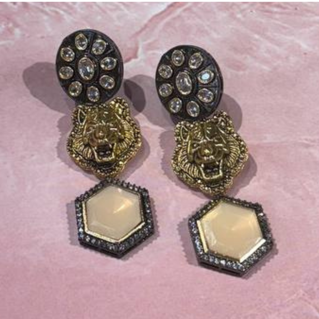 KAALI-PEACH EARRINGS