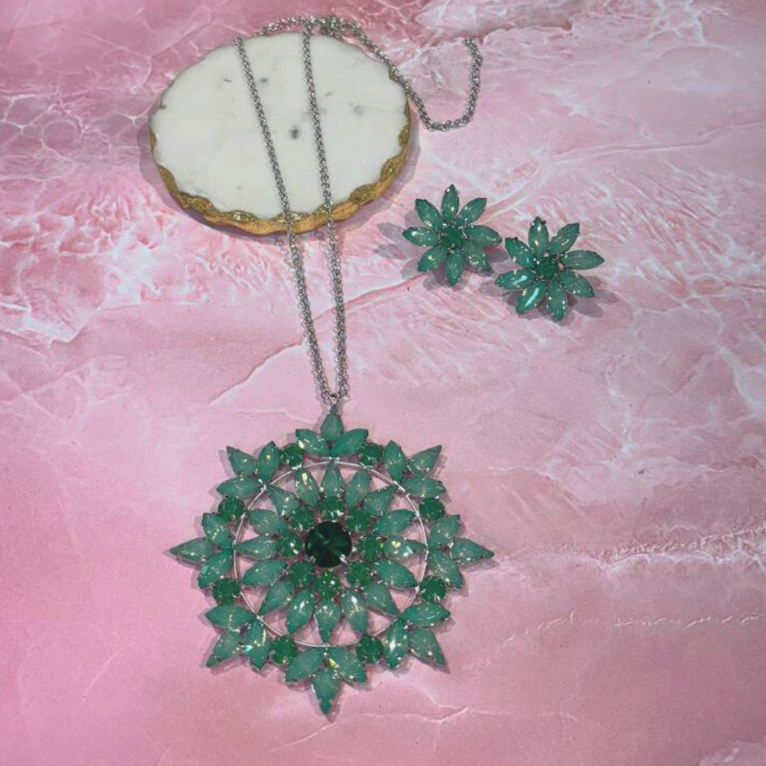 HEI-RAN GREEN NECKLACE