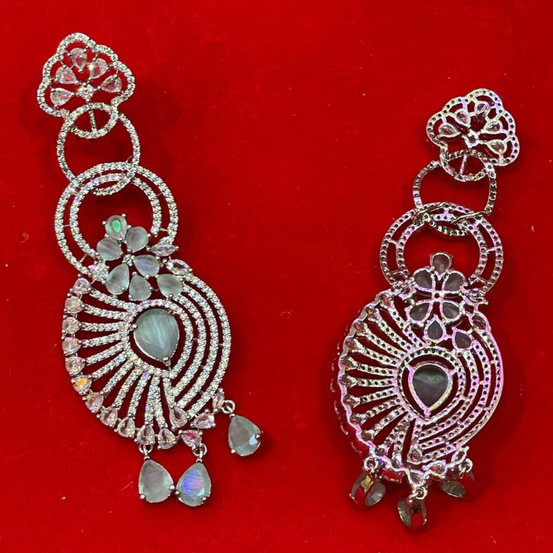 CELOPATRA MINT GREEN EARRINGS