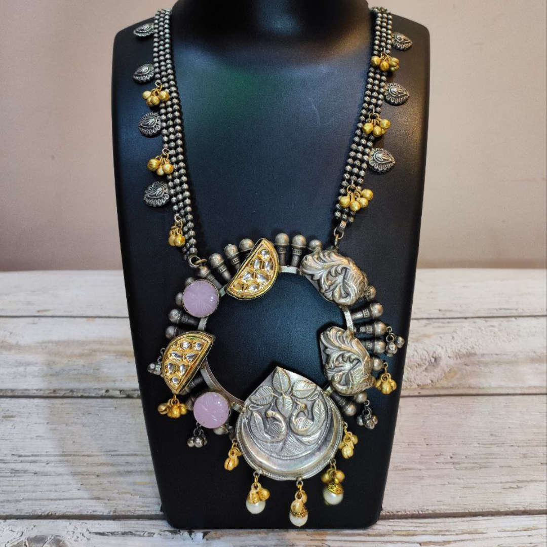PINK BAHAAR NECKLACE
