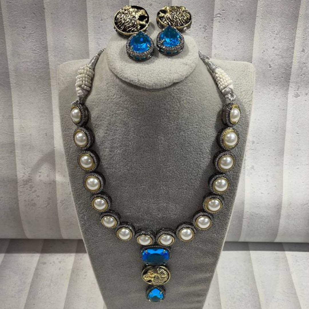 MOTI AQUA NECKLACE