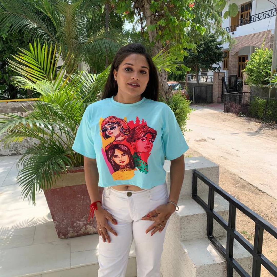 MARY SKY T-SHIRT CROP TOP