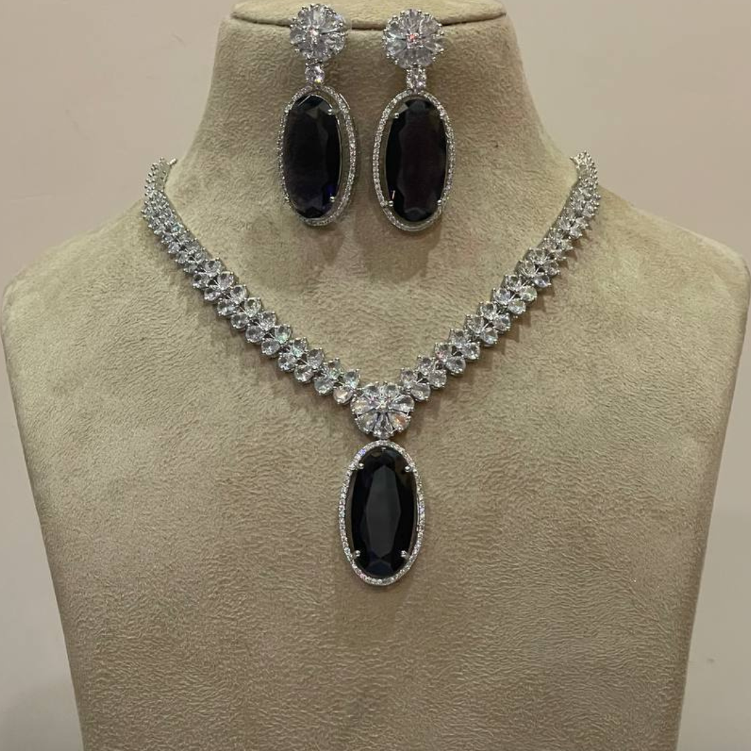 SHASHA VOILET NECKLACE