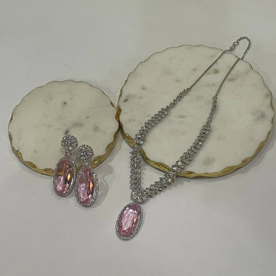 SHASHA PINK NECKLACE