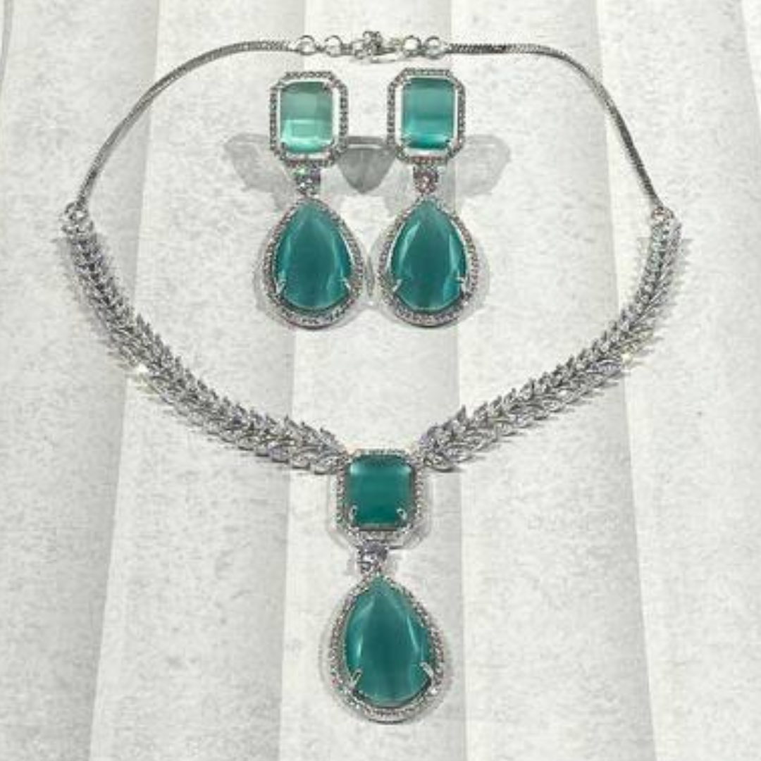 GRACE TURQUOISE NECKLACE