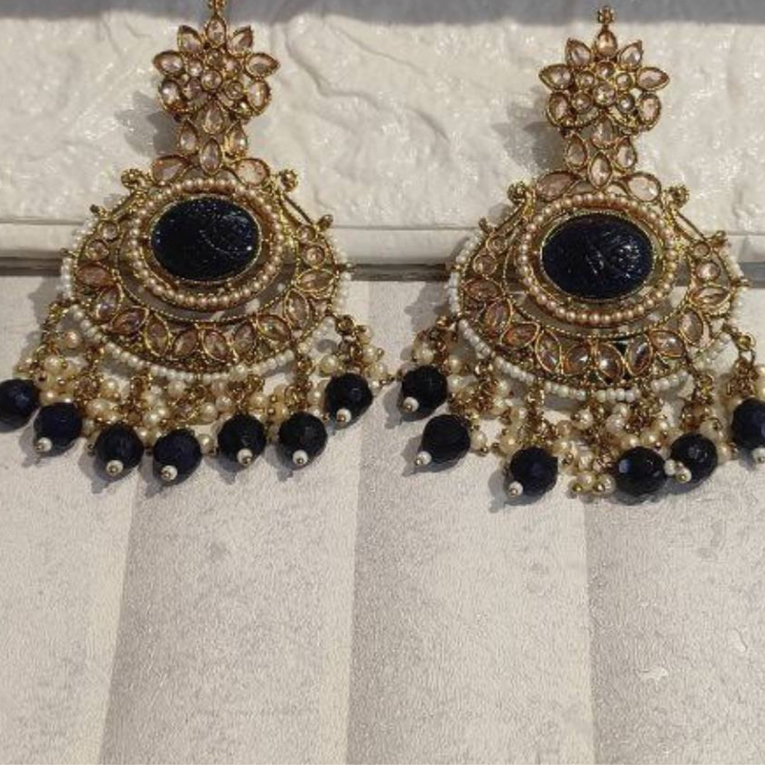 MANDAKINI BLACK EARRINGS