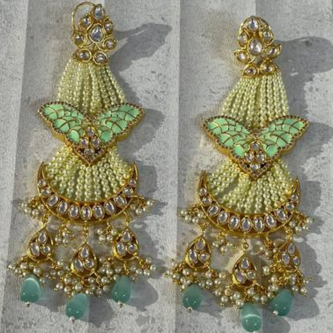 ROYAL FLY MINT-GREEN EARRINGS