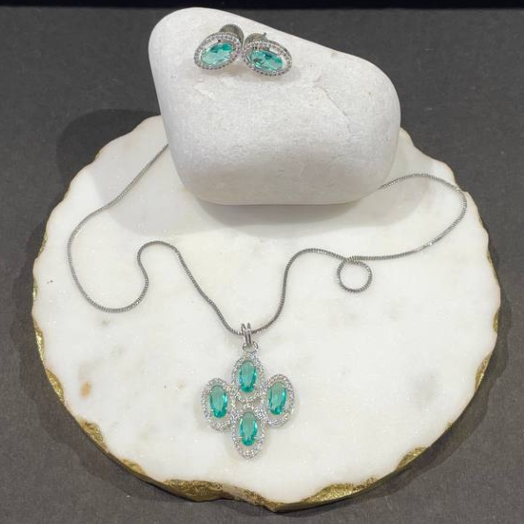 NAZAKAT TURQUOISE NECKLACE