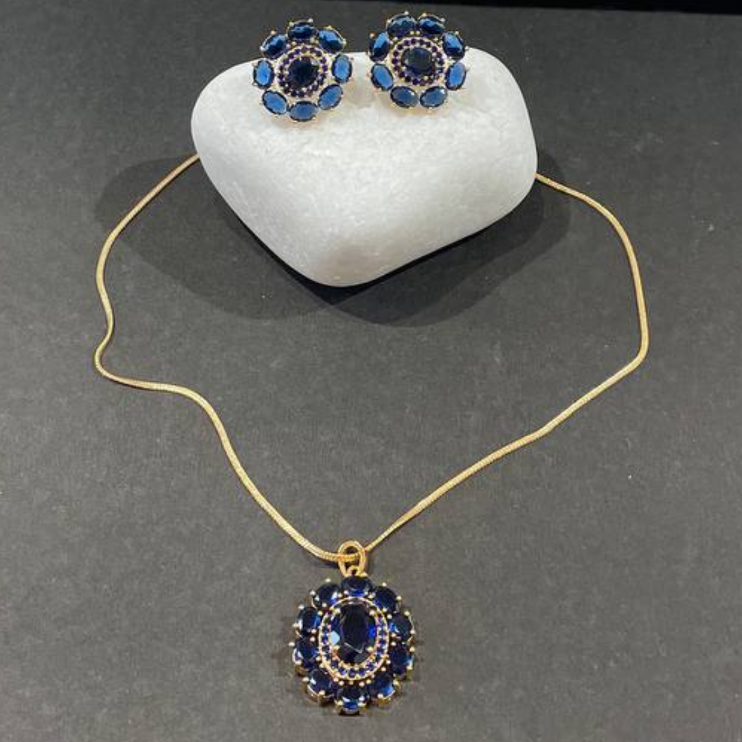 DEEPI BLUE NECKLACE