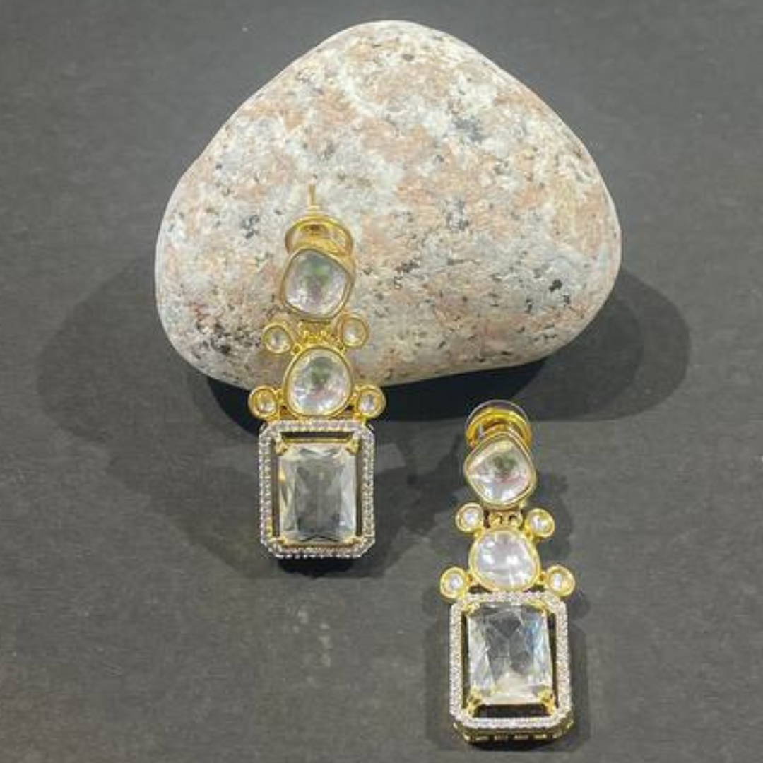 WHITE ORLOV EARRINGS