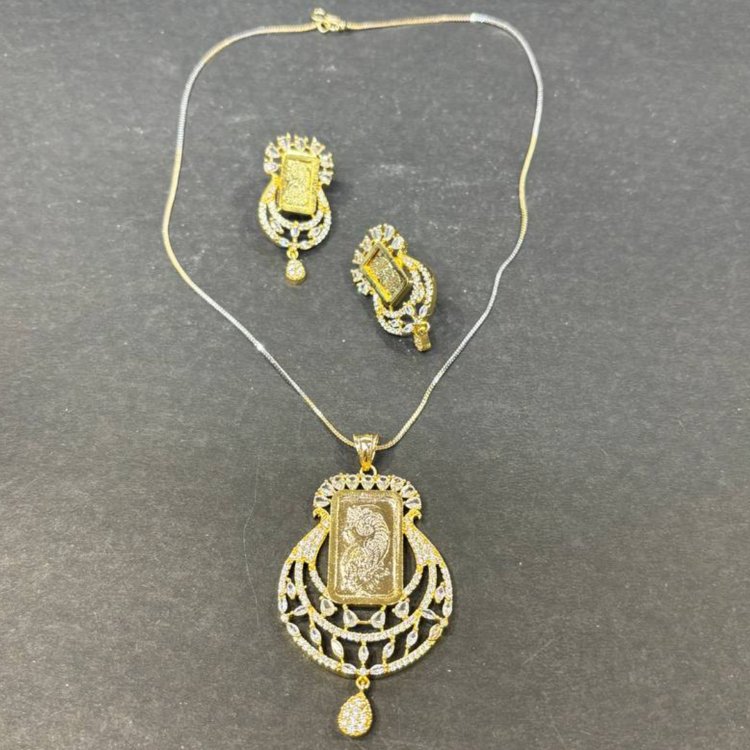 GOLDEN ANGEL NECKLACE SET