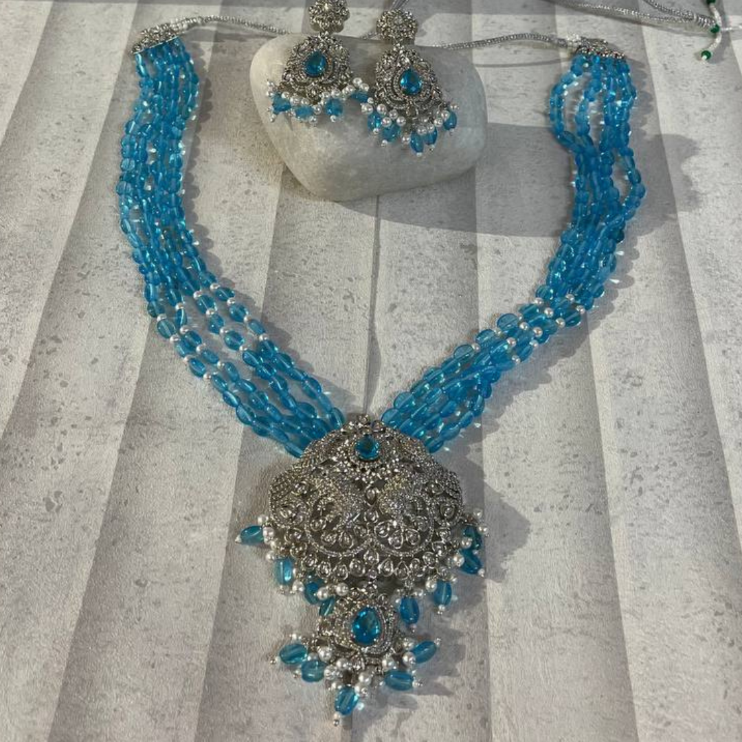 URAVASHI AQUA(R) NECKLACE