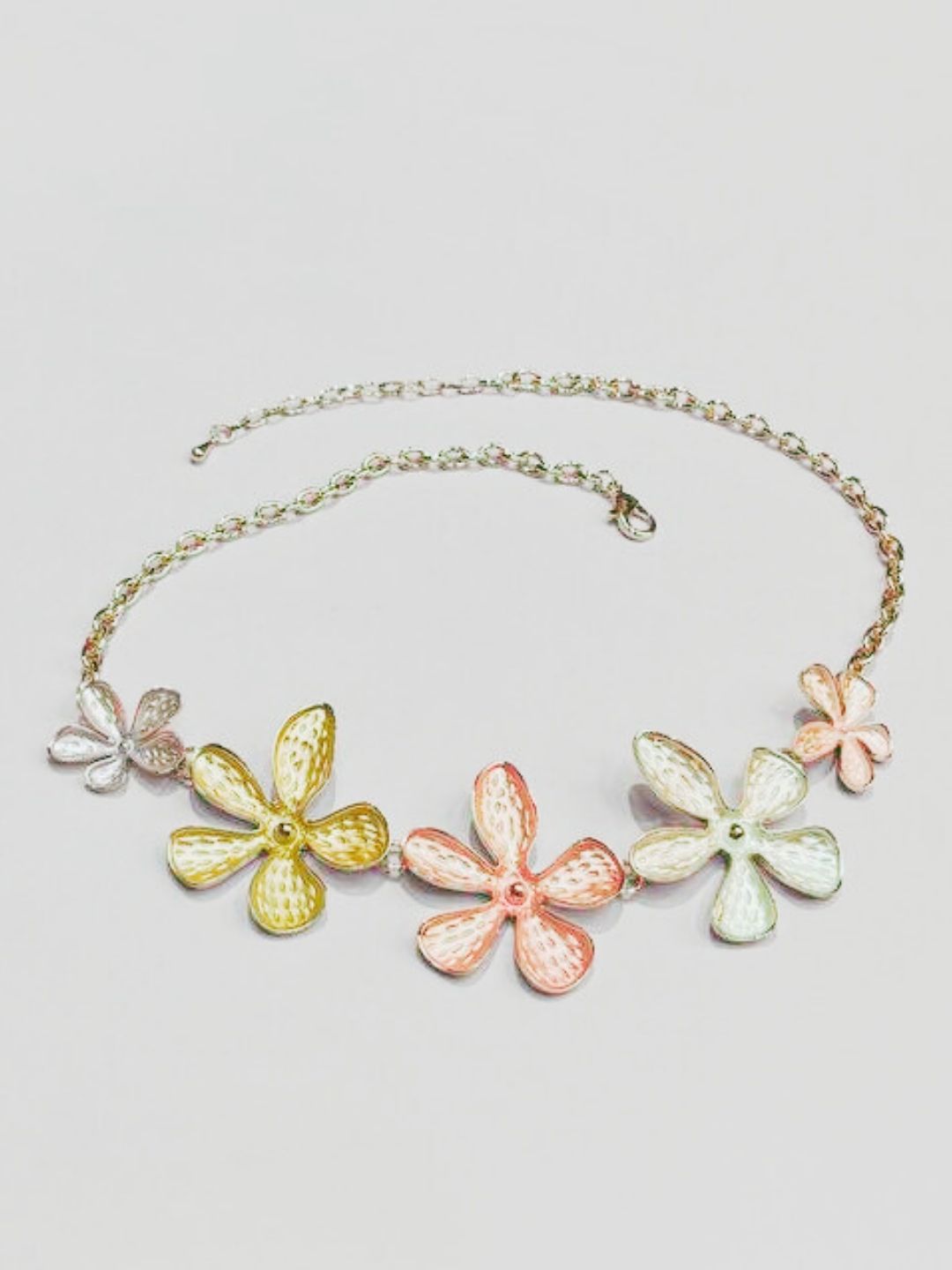 Antino flora chain necklace