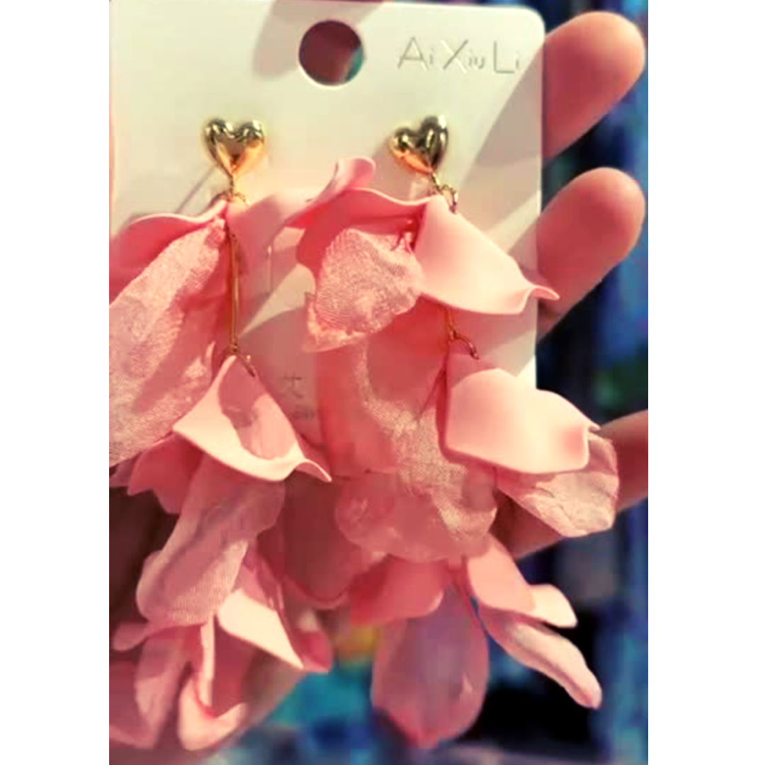 PEACH PETAL EARRINGS